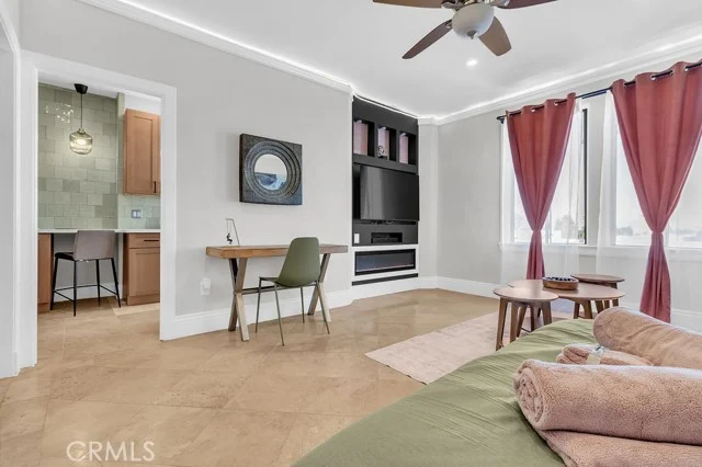 315 W 3rd #512, Long Beach