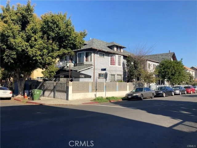 1424 S Catalina photo 3