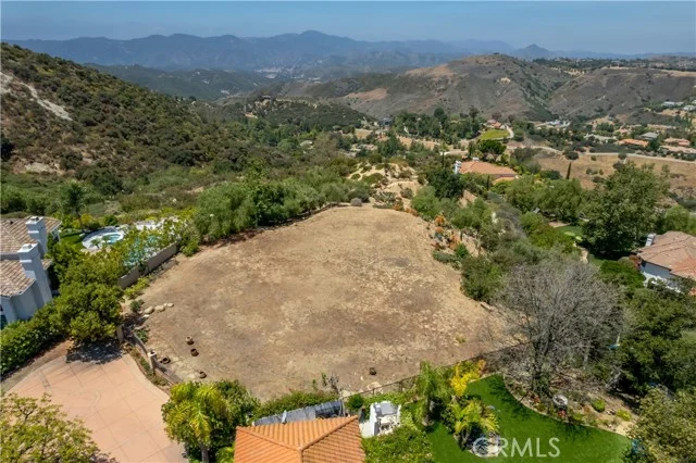 24030 ALDER Place photo 2