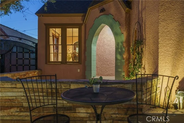 2015 San Francisco Avenue photo 4