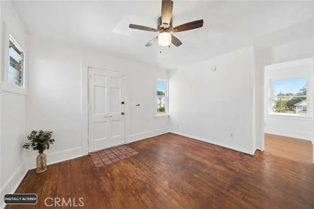 1174 E 9th Street photo 4