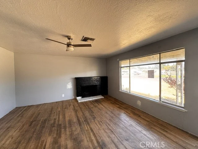 134 E Fir photo 5