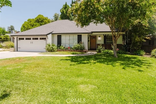 6638 Blucher Avenue photo 3