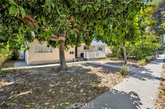 16938 Hartland Street photo 3