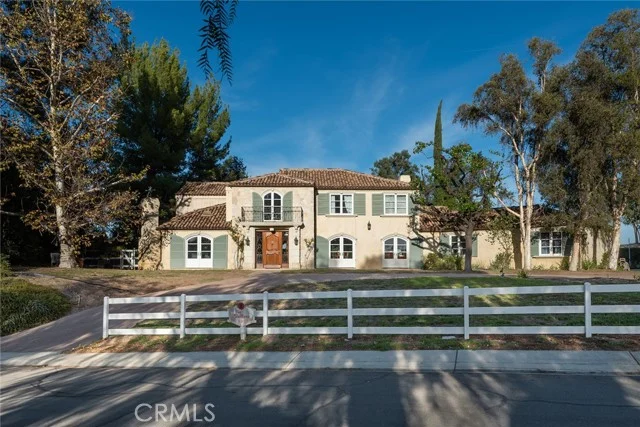 5747 HOBACK GLEN Road, Hidden Hills