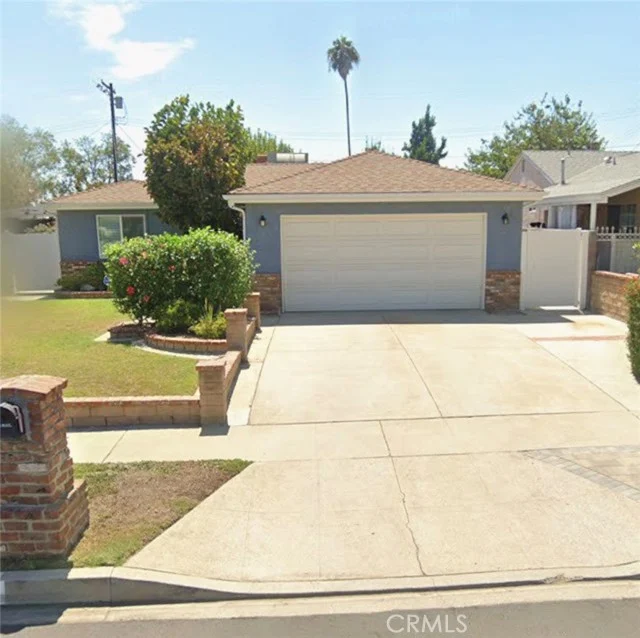 13213 Woodcock, Los Angeles