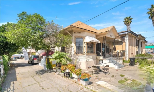 2333 Eastlake Avenue photo 3