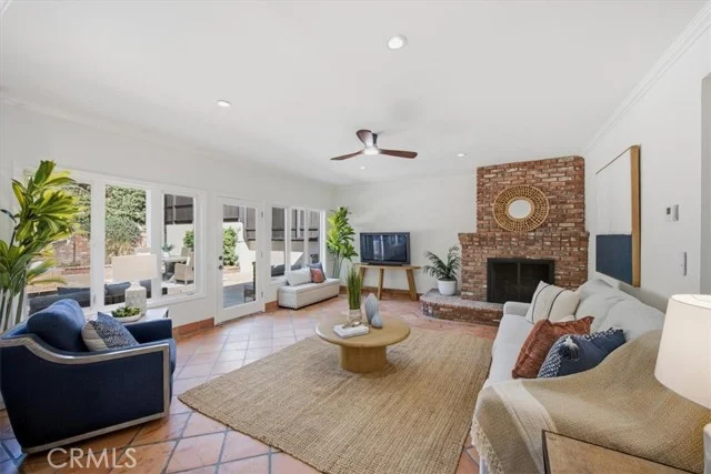 3624 Bell Ave photo 4