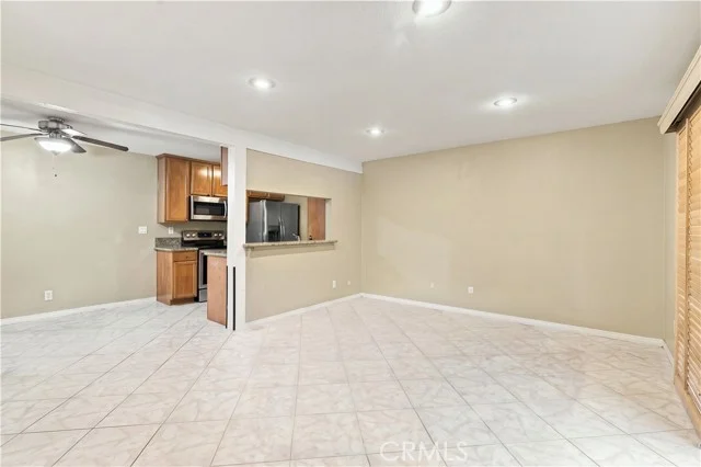 1123 Sepulveda photo 3