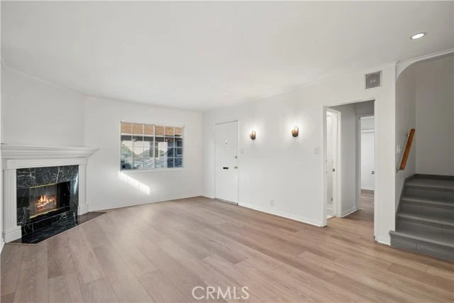 4918 Cahuenga photo 5