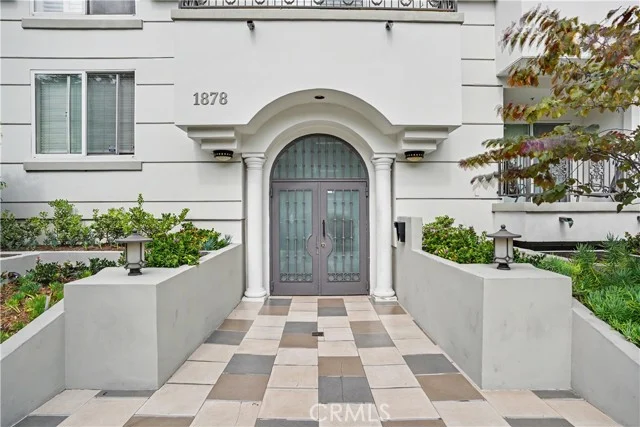 1878 Greenfield Avenue #204, Los Angeles
