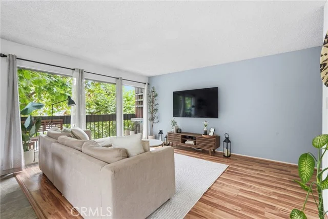 1061 Park Ave #115 photo 2