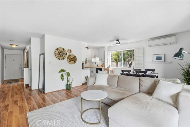 1061 Park Ave #115 photo 3
