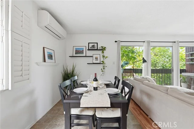 1061 Park Ave #115 photo 4