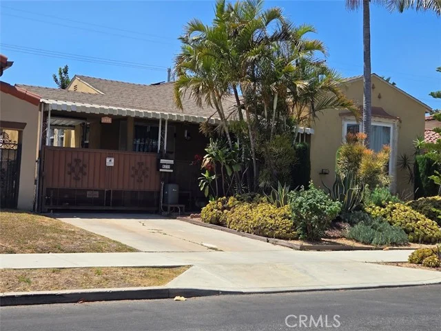 8215 S Mariposa, Los Angeles