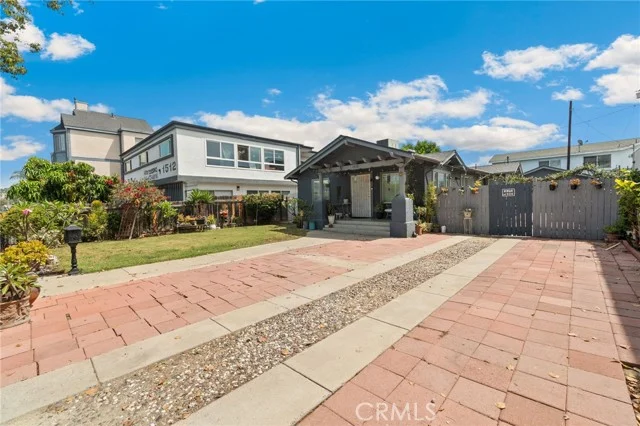 1510 Sherman Place photo 2