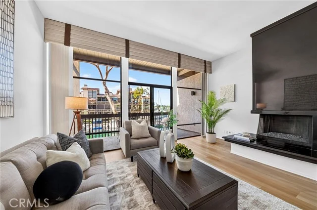 6229 Marina Pacifica N photo 3