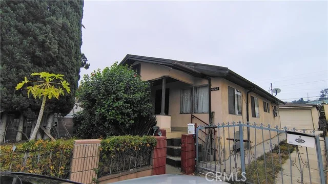 4225 Folsom photo 3