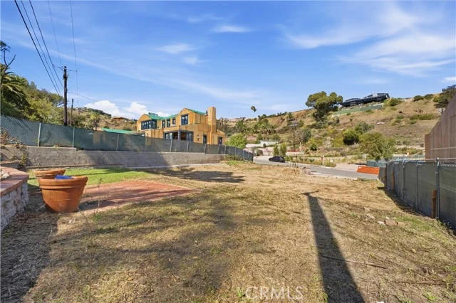 819 Jacon Way photo 5