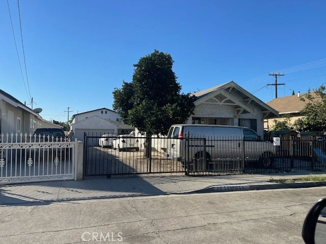16581 E 61st, Los Angeles