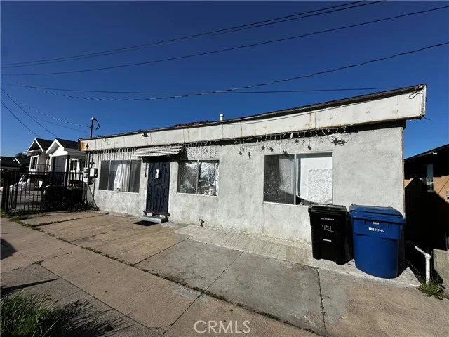 451 S Lorena photo 3