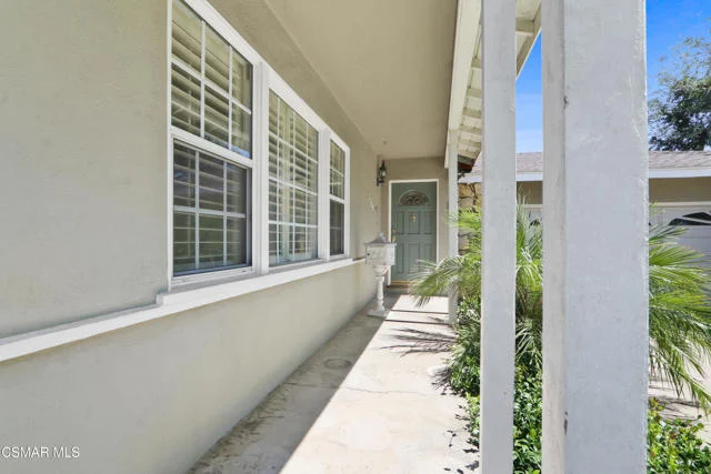 6801 E Lees Way photo 4