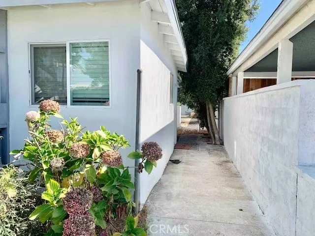 3354 Virginia Avenue photo 3