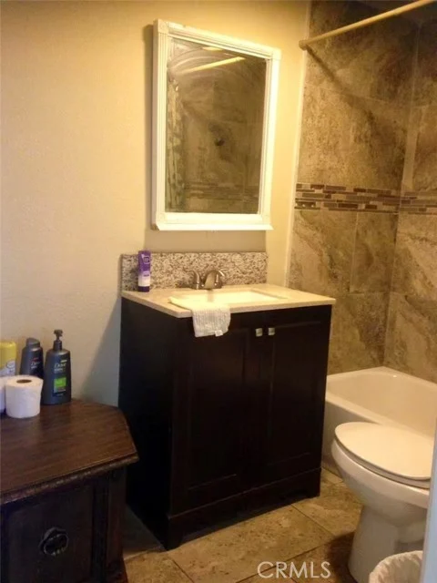 3354 Virginia Avenue photo 5