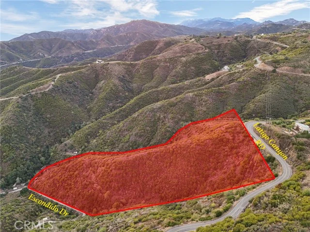 Escondido Drive photo 3