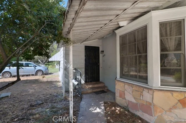 5412 Ben Avenue photo 2