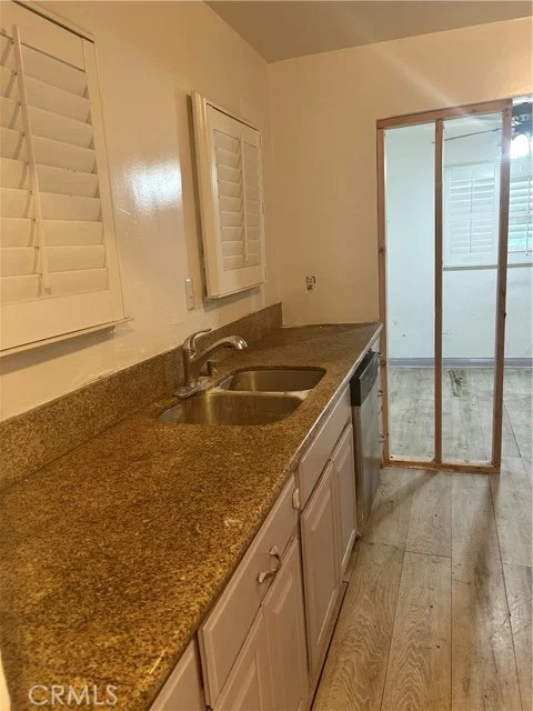 7502 Crenshaw Blvd photo 4