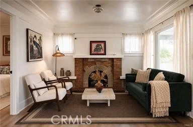 5215 S Van Ness photo 3