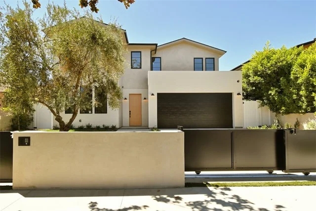4433 Kraft, Studio City