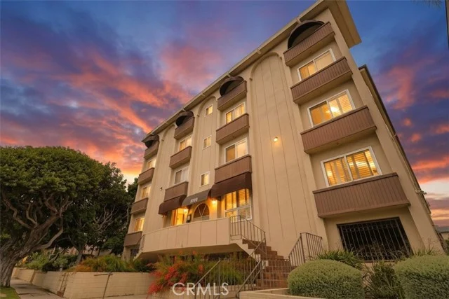 8738 Delgany #301 photo 1