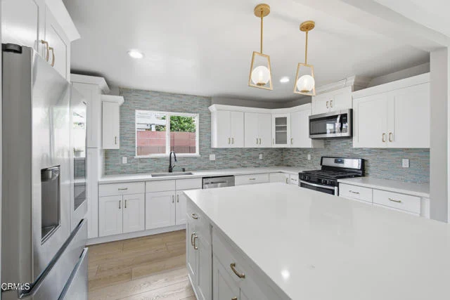 1948 Stevely Avenue photo 2