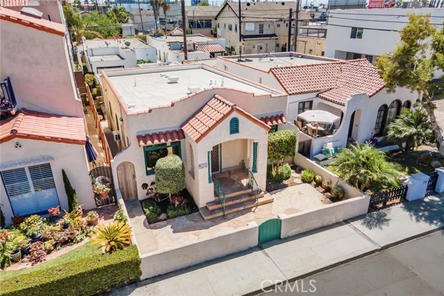 206 La Verne photo 5