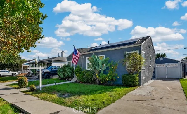 3718 Charlemagne Avenue photo 3