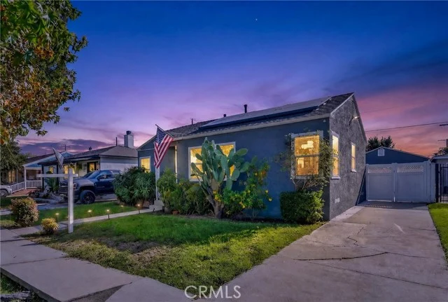 3718 Charlemagne Avenue photo 4
