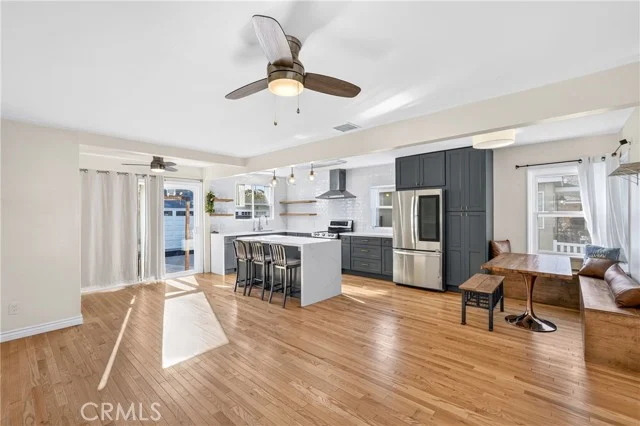 3718 Charlemagne Avenue photo 5