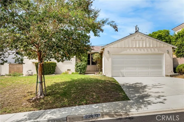 22403 Redbeam Avenue photo 3