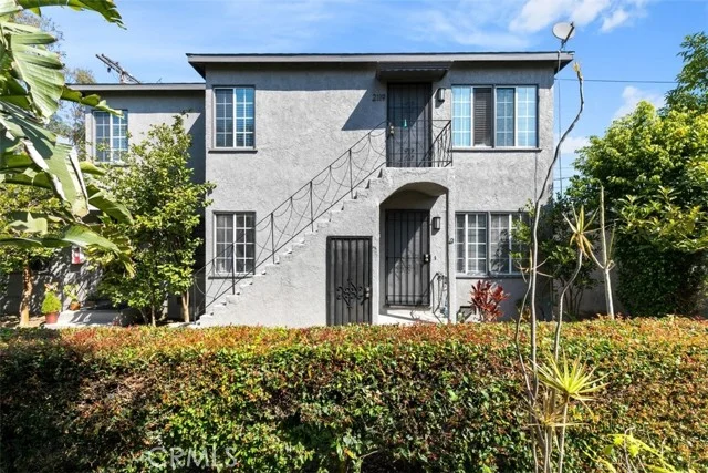 2117 Stewart Street photo 2