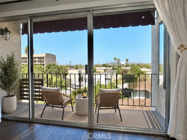 372 Carroll Park E #406 photo 5