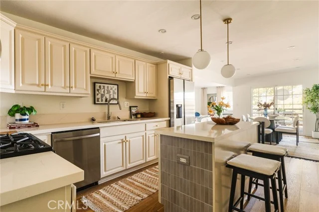 1088 Montecito Drive photo 5
