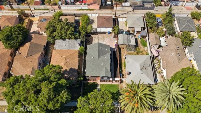 2435 Gale Ave photo 3