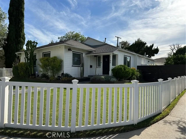 5785 Bertrand Avenue photo 1