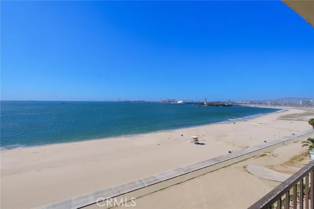 1750 E Ocean #605 photo 2