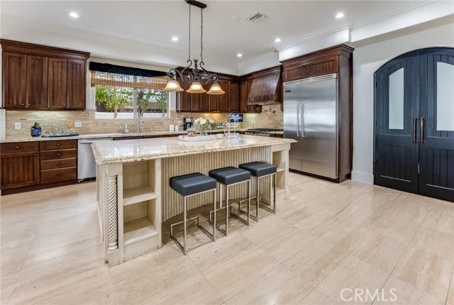 23123 Oxnard photo 3