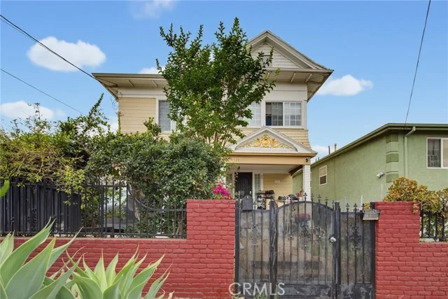 1107 S Mariposa Avenue photo 1