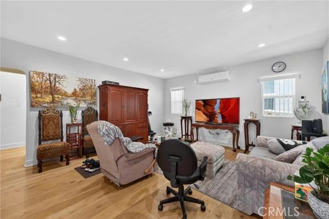 4363 Eagle Rock photo 5