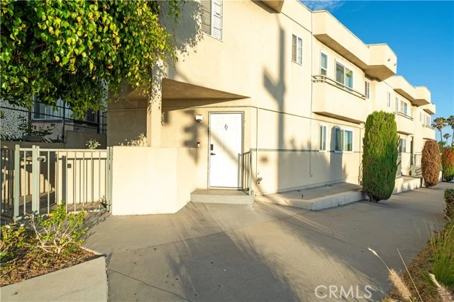 7050 S La Cienega Boulevard #6, Inglewood